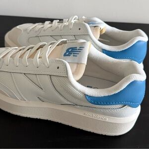 New Balance Cream and Blue Casual Sneakers